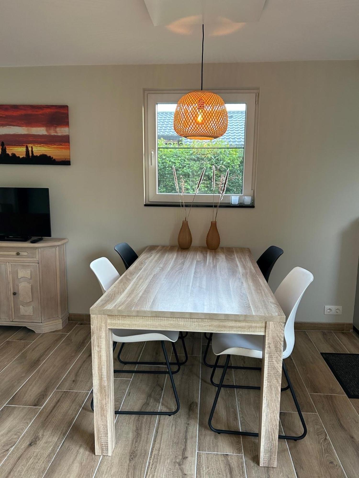 Oosterschelde Lodge Met Veel Privacy En Dicht Bij Het Water Scherpenisse Ngoại thất bức ảnh